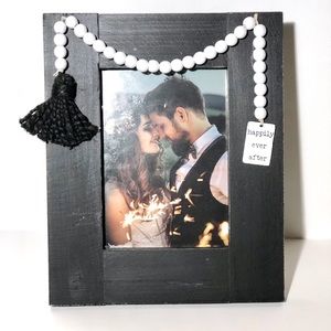 💣 Kirklands “Happily Ever After” Picture frame